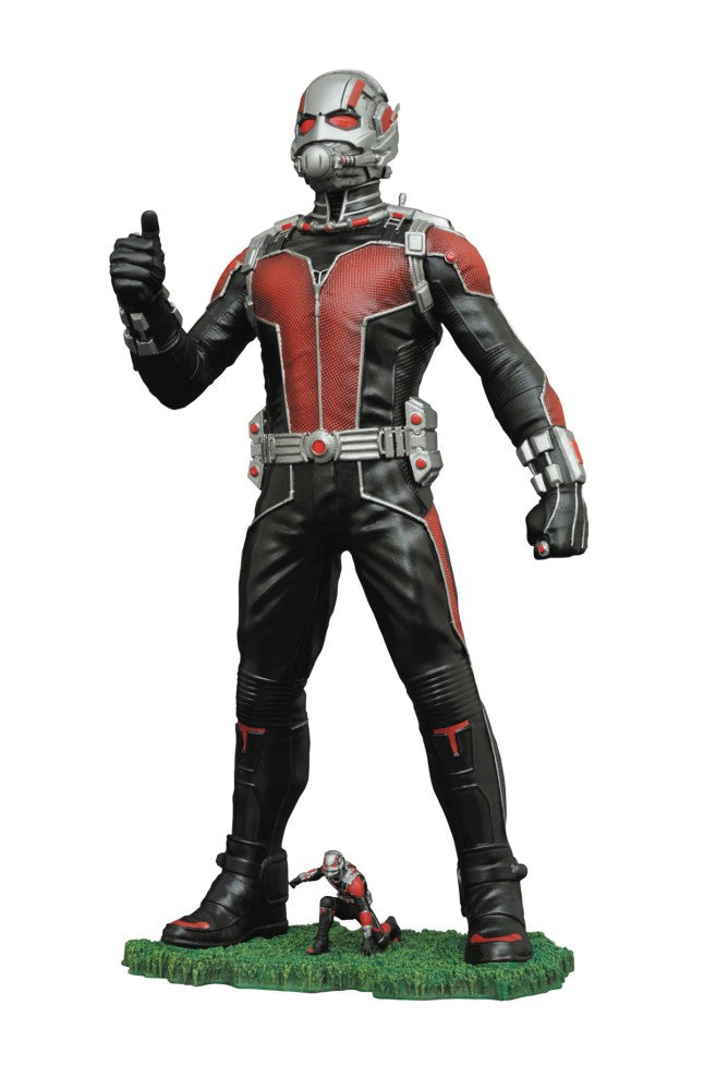 Diamond Gallery: Marvel Avengers - Ant-Man Movie PVC Statue (23cm) (Apr162613)