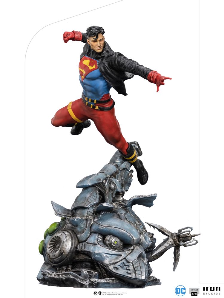 Iron Studios Deluxe: DC Comics Series #7 - Superboy Statue (1/10) (DCCDCG56821-10)