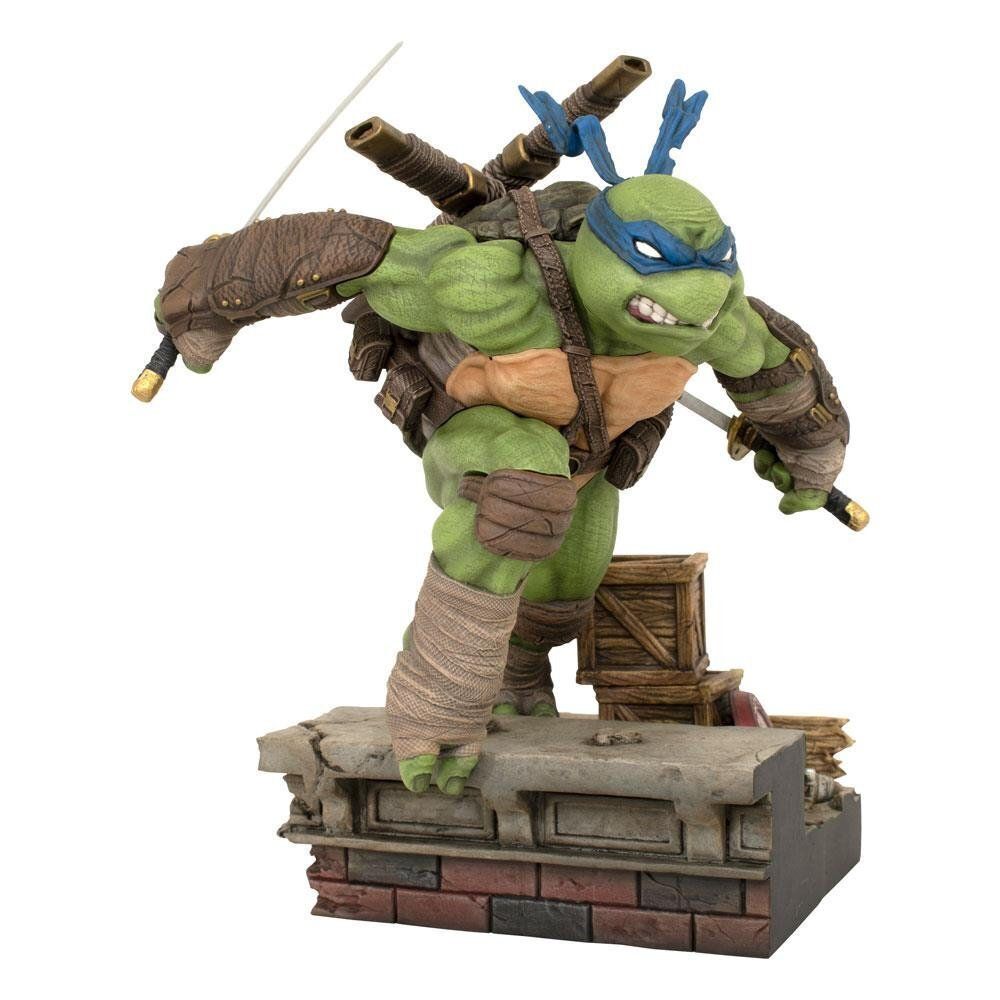 Diamond Teenage Mutant Ninja Turtle Gallery - Leonardo PVC Statue (23cm) (JAN232416)